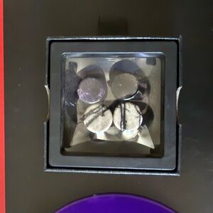 Two sets of stone gauges